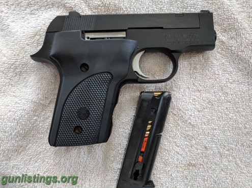 Pistols Smith & Wesson 2214 .22 Long Pistol