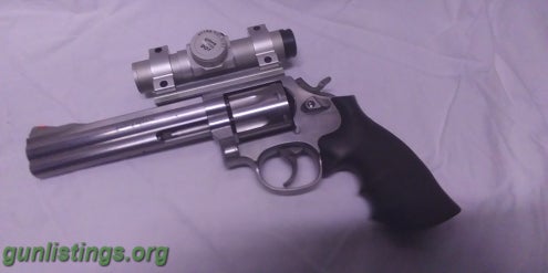 Pistols Smith & Wesson 357 Magnum With Scope