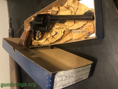 Pistols Smith & Wesson Model 10-6