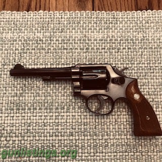 Pistols Smith & Wesson Model 10-6 -- (1967) .38 Special