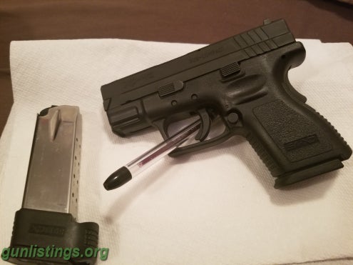 Pistols Subcompact Springfield XD 9MM. Excellent Shape