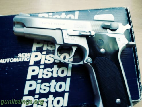 Pistols S&W 659  9mm