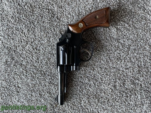 Pistols S&W Model 10