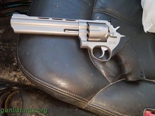 Pistols Taurus Model 44