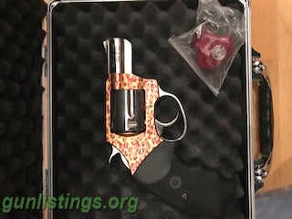 Pistols .38 Special --  Factory Custom Revolver