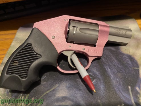 Pistols 38 Pink Lady