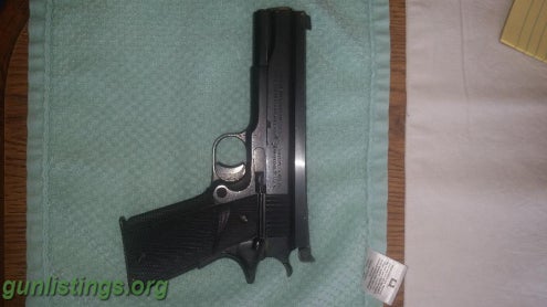 Pistols Colt M1911A1