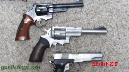 Pistols Colt, Ruger, S&W