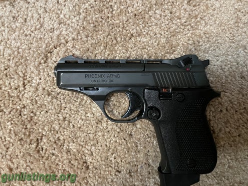 Pistols Phoenix Arms HP22A