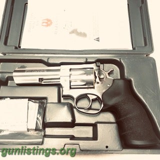Pistols Ruger GP - 100 In .327 Fed Mag With Ammo