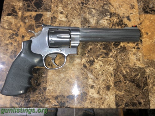 Pistols Smith And Wesson 629 44 Mag