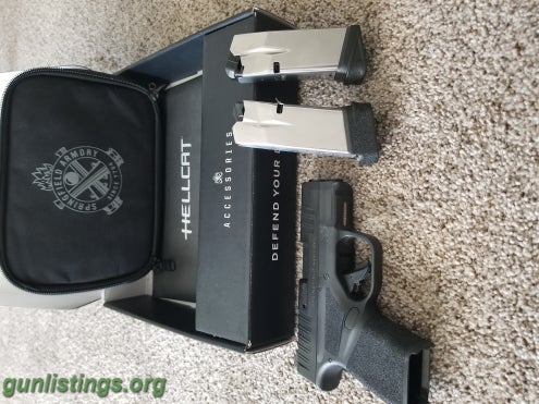 Pistols Springfield Hellcat 9mm, Tritium Sight