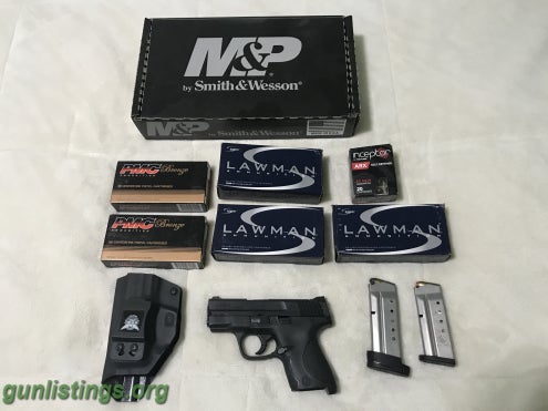 Pistols S&W .40 Shield & Ammo