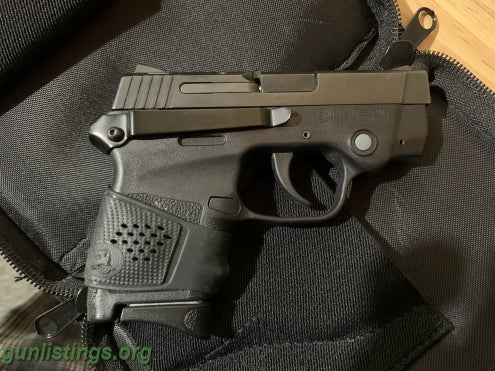 Pistols S&W Bodyguard 380 W/ Laser