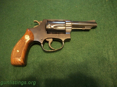Pistols S&W Model 36 Chiefs Special 3