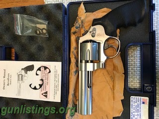 Pistols Smith & Wesson .45 ACP Revolver
