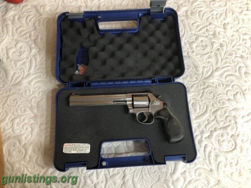 Pistols Smith & Wesson 686 Plus TALO Edition