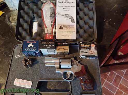 Pistols Smith & Wesson 8 Times Revolver