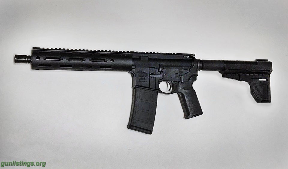 Pistols AR-15 Pistol Radical Firearms 300 AAC Blackout