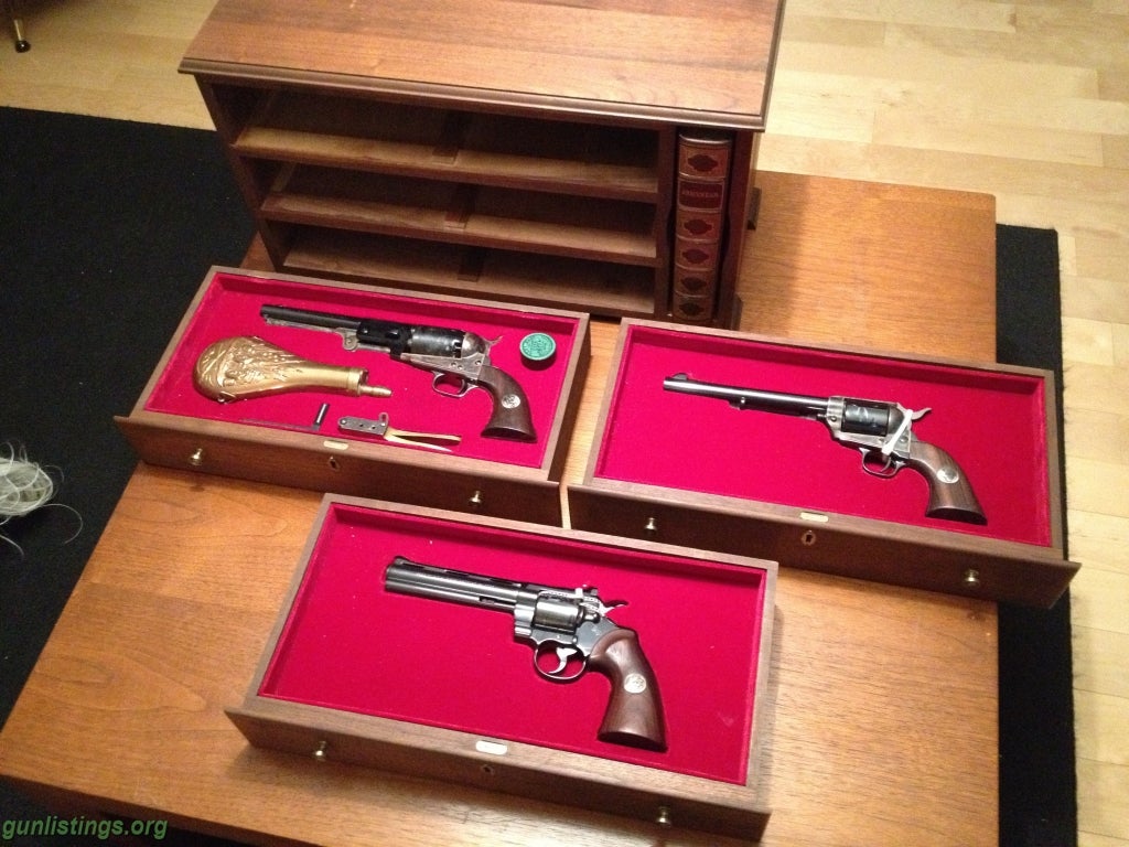Gunlistings.org - Pistols Colt Bicentennial Three Gun Set (python ...
