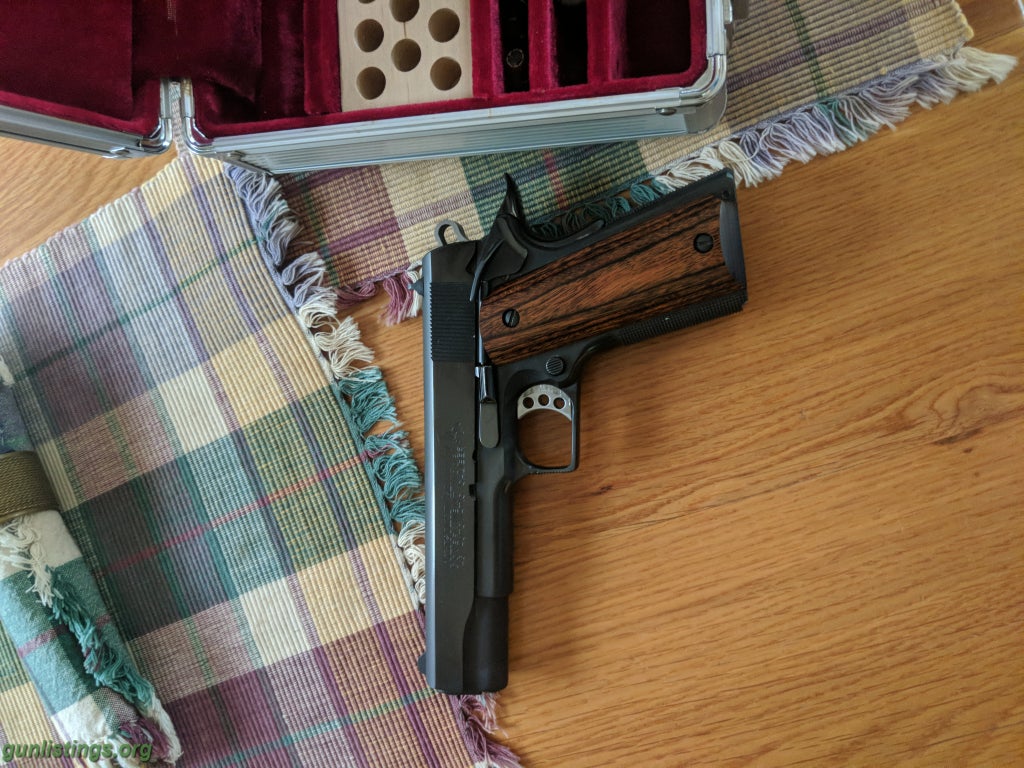 Pistols Colt MK Lv Series 70