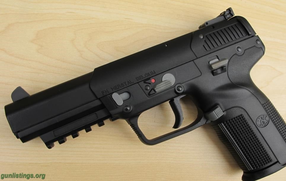 Pistols FN Herstal FiveSeveN 5.7x28mm