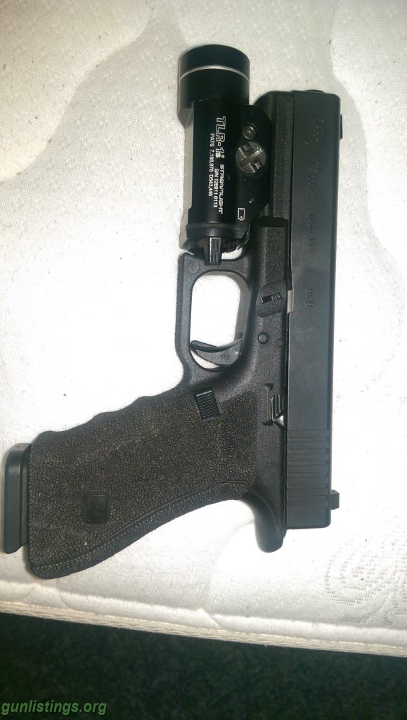 Pistols Glock 17 Gen 4 NS Stippled Grip