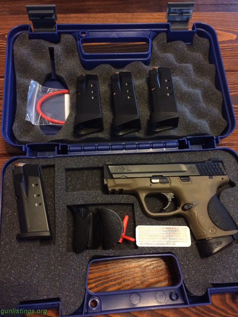 Gunlistings.org - Pistols New Smith & Wessom M&P 40c In FDE