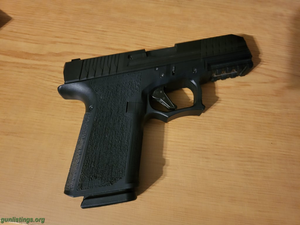 Pistols P80 Glock 19 9mm