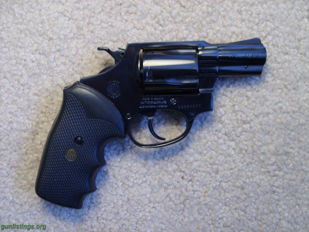 Gallery of Rossi 22 Magnum Revolver.