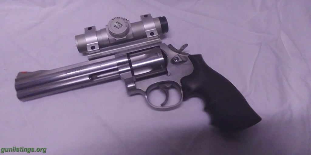 Pistols Smith & Wesson 357 Magnum With Scope