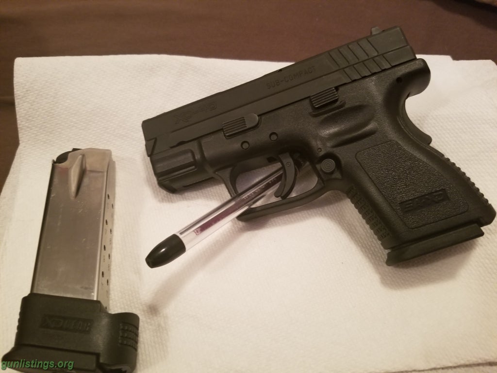 Pistols Subcompact Springfield XD 9MM. Excellent Shape
