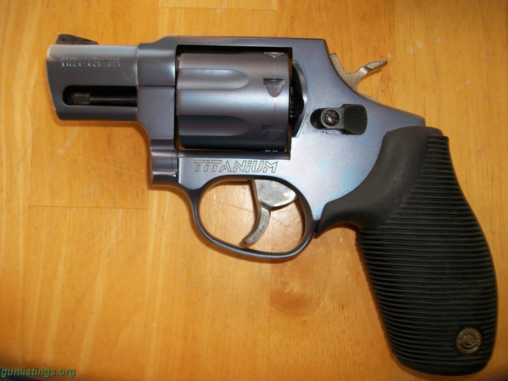 Pistols Taurus 617Ti, 357mag - 7 Shot.