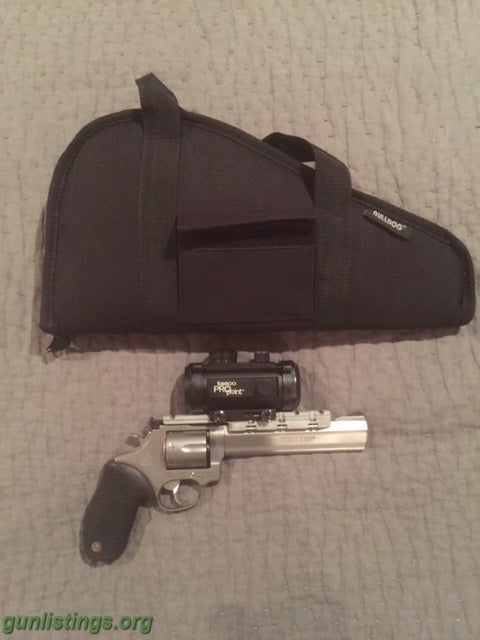 revolver 17 hmr taurus