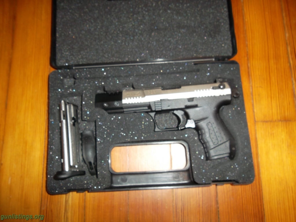 Gunlistings.org - Pistols Walter P22 Extended Barrel.