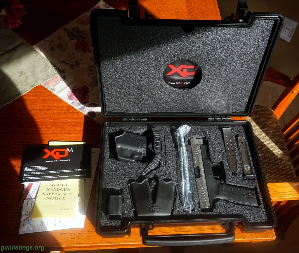 Pistols XDm 4.5 45acp