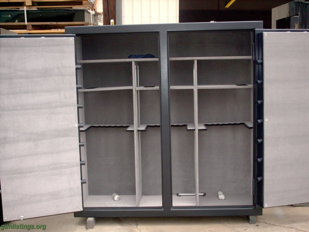 Gunlistings Org Accessories Double Door Gun Safes 2 Door Gun Vault