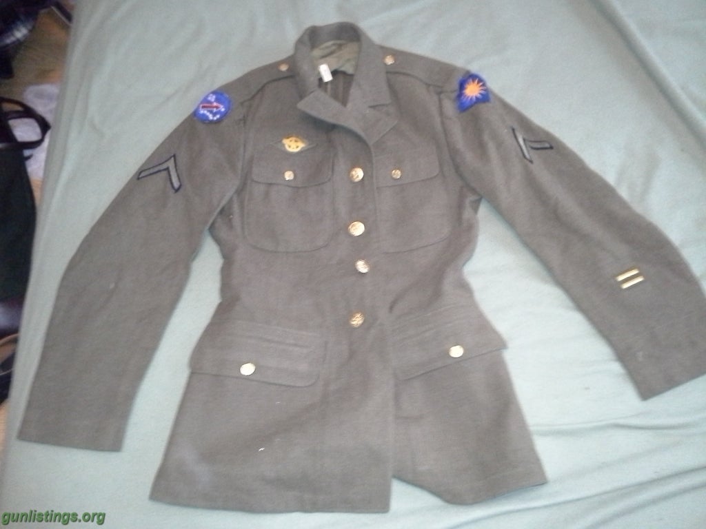 Misc WW2 Military Dress Uniform