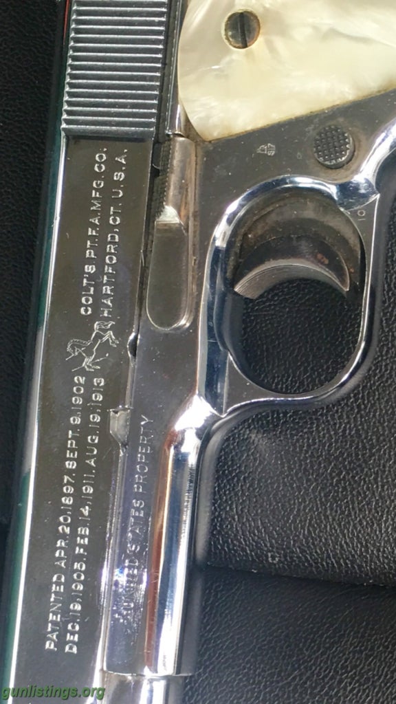 Pistols Colt 45 Mag Us Gov. 1911. Chrome Pearl Handles
