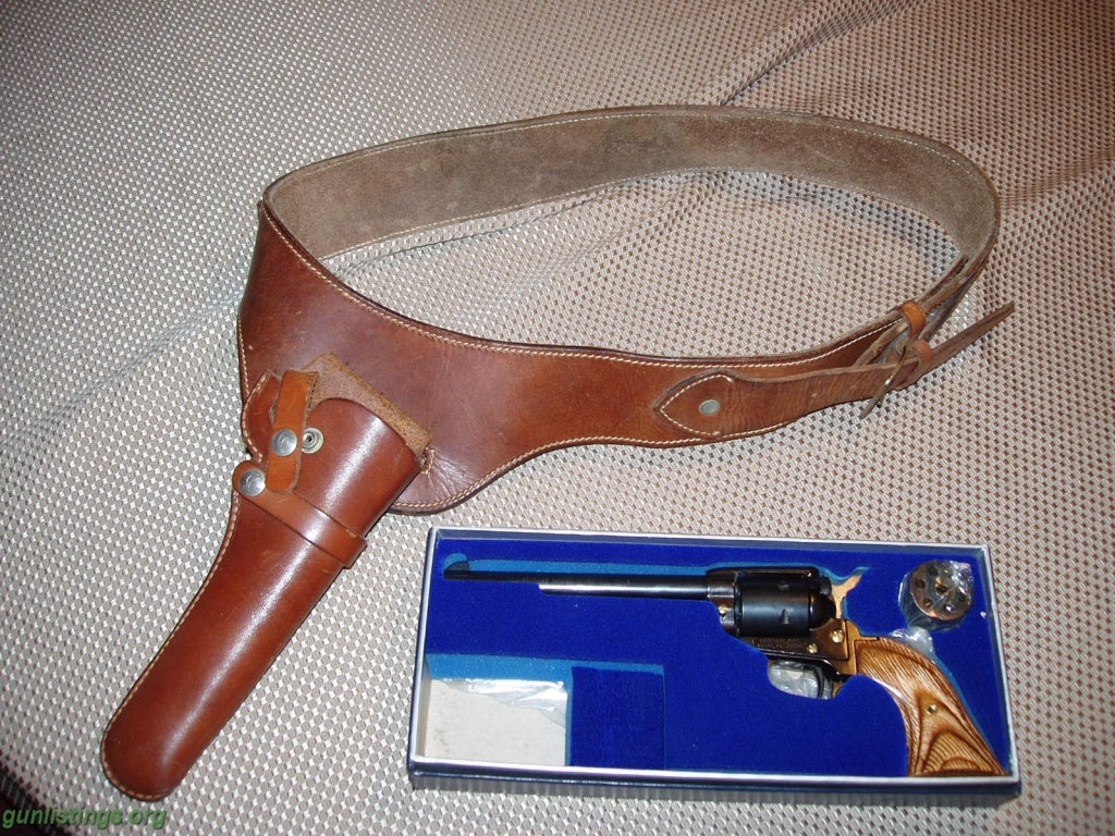 Pistols Heritage Revolver