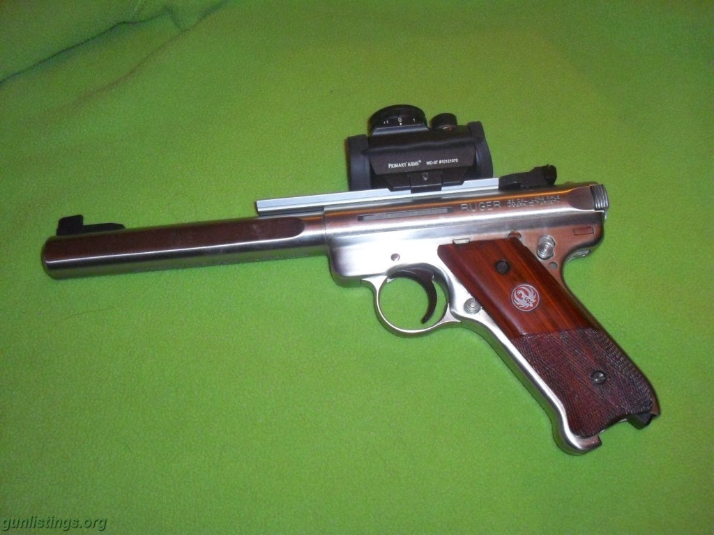 Pistols Ruger .22 Comp.extras
