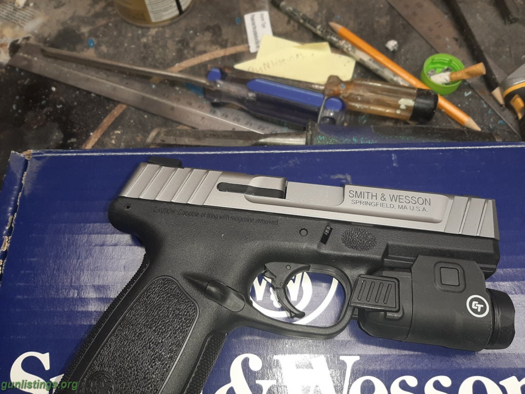 Pistols Smith And Wesson 9 Mm