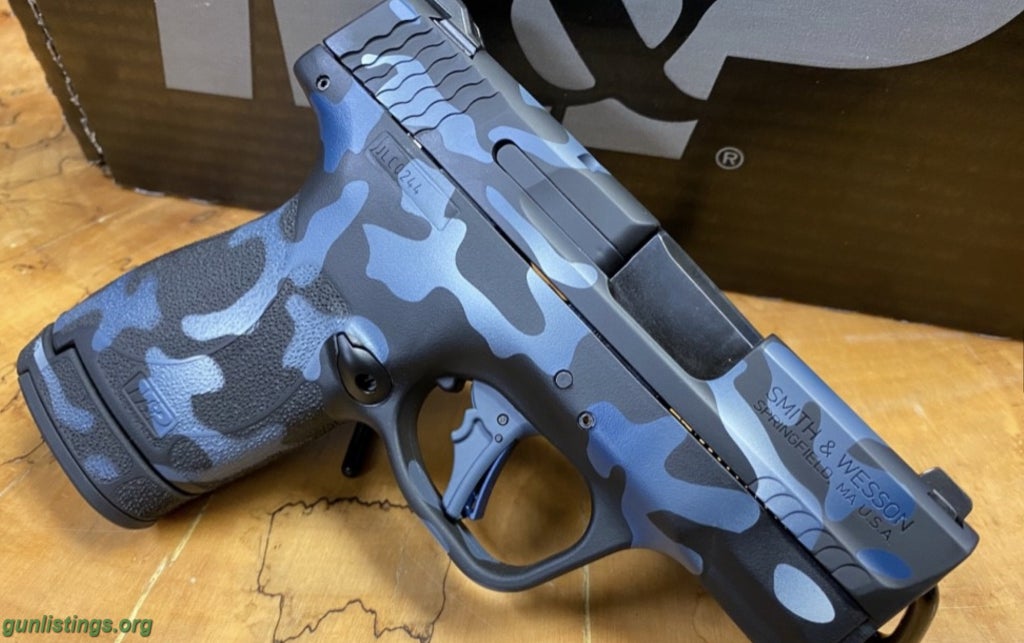 Pistols Smith&Wesson M&P 9 Shield Plus-Blue Camo Custom Cerakot