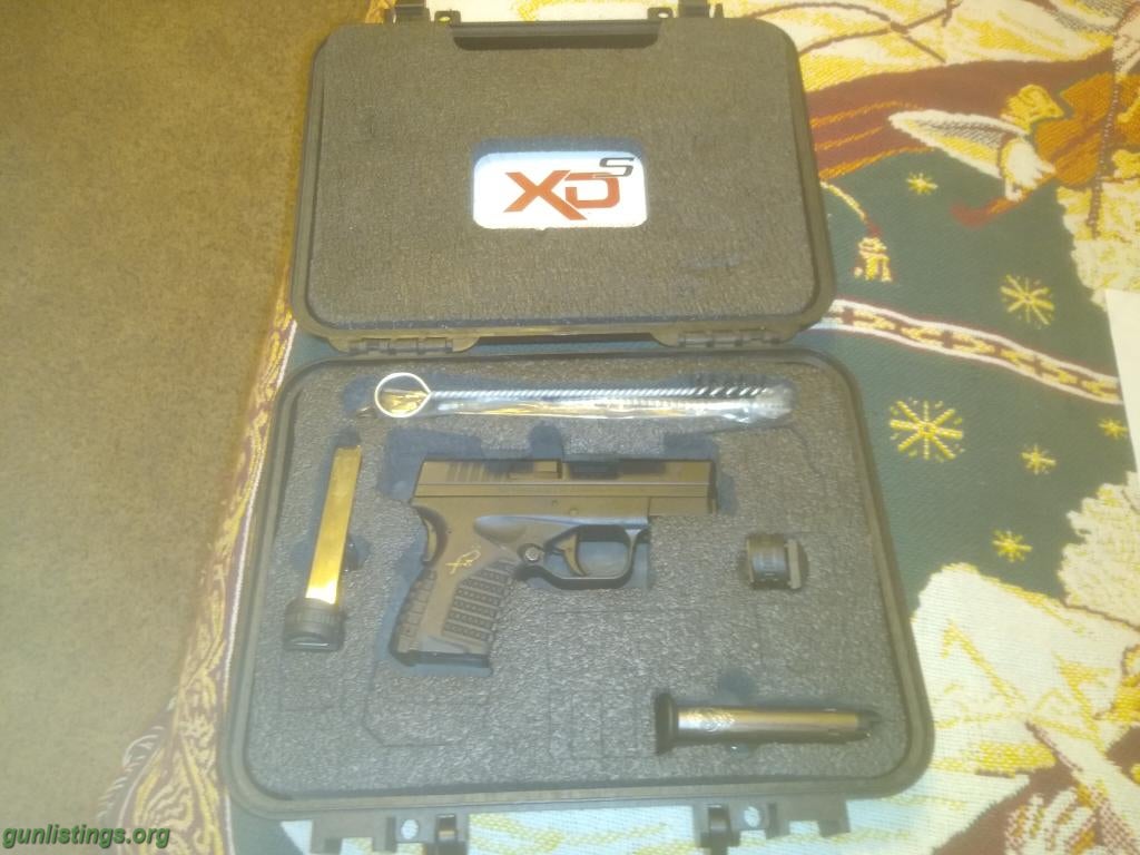 Pistols Springfield 45 XDS 3.3 Compact