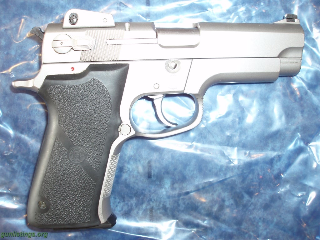 Gunlistings pistols s w 4006 ss 40