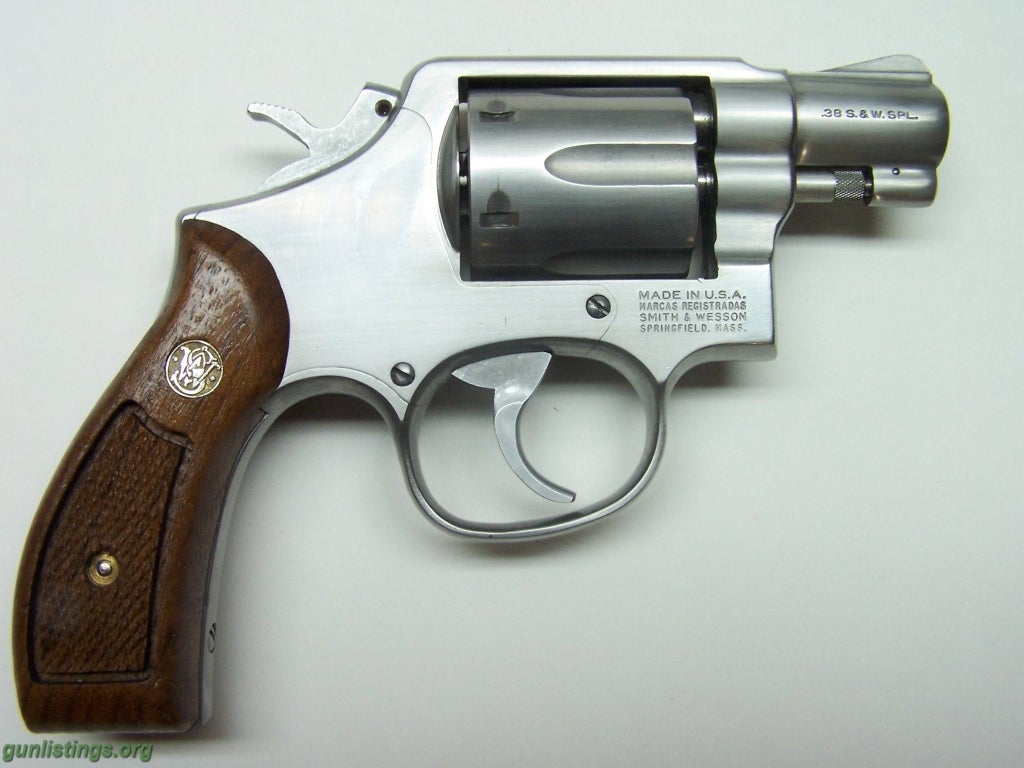 gunlistings org pistols s w model 64 2 snubbie