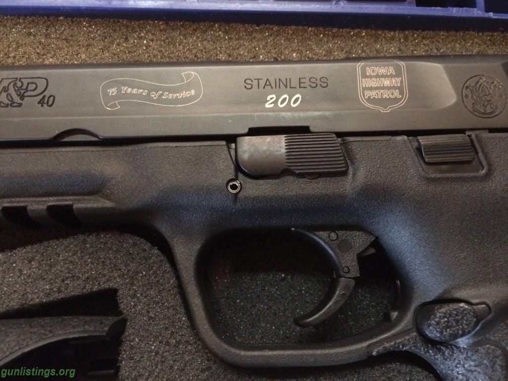Pistols SW M&P .40 Commerative Iowa State Patrol Edition
