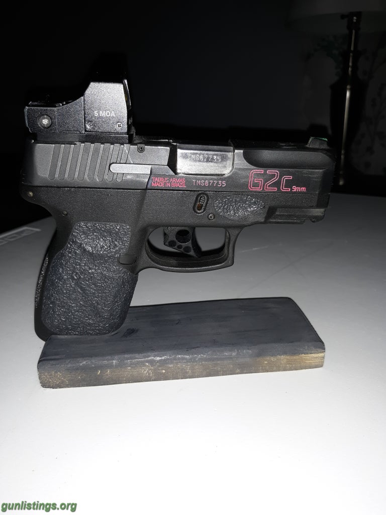 Pistols Taurus G2C With Red Dot & Extras