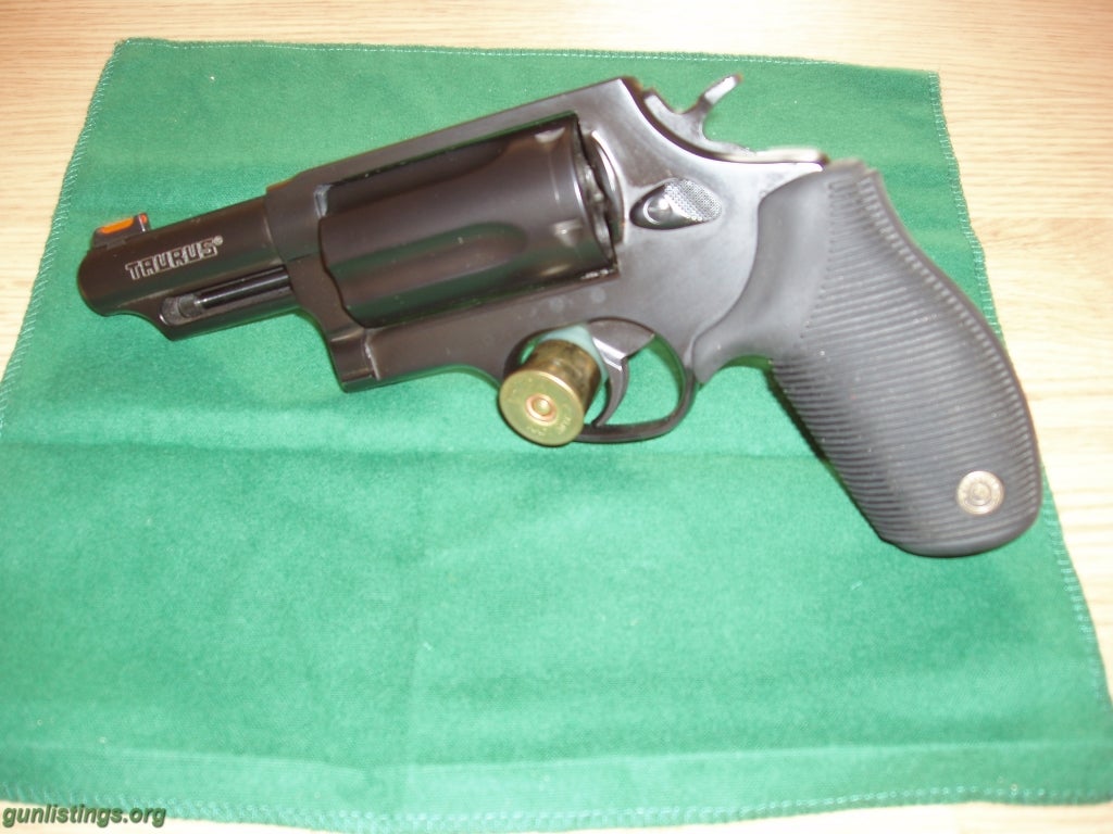Gunlistings org Pistols Taurus Limited Edition Night Court JUDGE Gunlistings org Pistols Taurus Limited Edition Night Court JUDGE