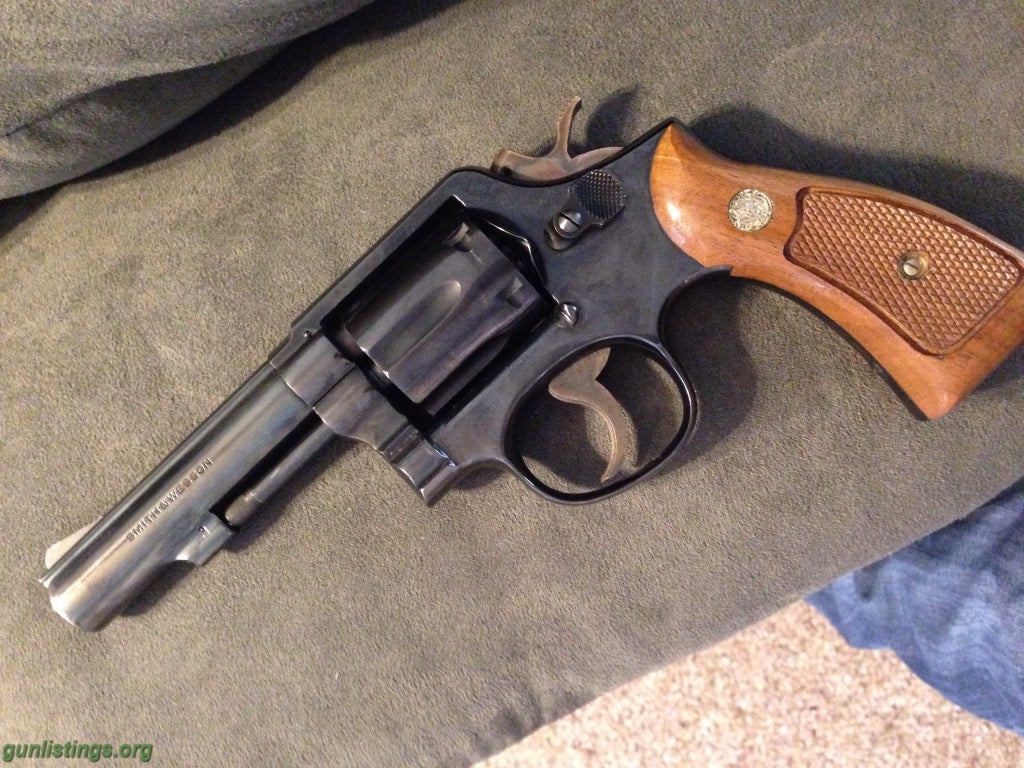 2 pistolas